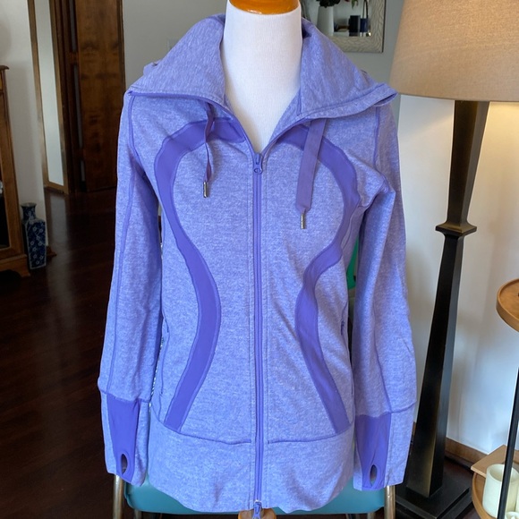 lululemon athletica Jackets & Blazers - LULULEMON lavender zip up jacket. Size US 8. Long style with classic front logo.